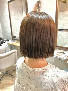 ユッカ エコル 塚口(YUCCA ekolu) 【ekolu ANNA】ミニボブ/プツっとボブ/ミントアッシュ/束感ボブ