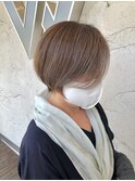 Santa'Fe式大人ショート/白髪ぼかしハイライト/脱白髪染め