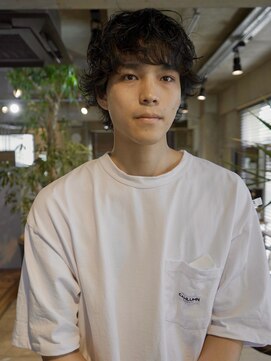 キュー(Cue_) マッシュウルフソフトツイストパーマ表参道