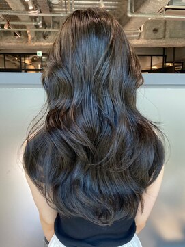 アイティー バイ アルバム 浦和店(IT by ALBUM) オリーブ_グレーベージュレイヤーロング前髪パーマ_ba472981