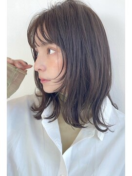 ウクラ バイ レシッド 池袋(uchla by rcid) 顔周りレイヤー姫カットこなれミディワンカールシアーカラー前髪