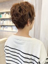 キャアリー(Caary)&nbsp;福山Caary立体感ウェーブパーマハンサムベリーショート20代30代