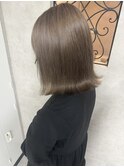 ミルクティーベージュ
