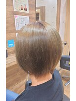 ベル(Bell) 20代/30代/40代/大人丸みショート/耳かけショート