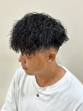 ラヴィズム 名駅店(LUVISM) 名古屋/メンズカット/メンズパーマ/眉毛/ツイスパ/フェード