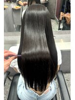 スライバイリアオオサカ(Sly By Ria OSAKA)&nbsp;艶髪/髪質改善/縮毛矯正/酸熱トリートメント【梅田】【大阪】