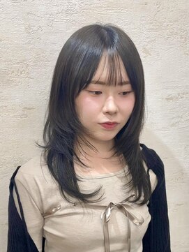 アンジェリカ(Angelica Total Beauty Lifestyle Design) ロングレイヤーカット暗髪透明感カラー