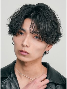 レタッチ バイ フィフス 天神大名(RETOUCH by fifth) 福岡天神ゆるめシャドウパーマメンズマッシュウルフカット緩め