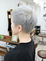 アーシェ 横浜店(A'SHE)&nbsp;じっくり育てるホワイトブリーチ×ショートカット横浜駅きた東口