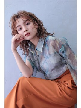 くせ毛風ミディアムパーマ