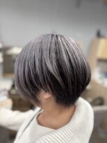 ケイ美容室&nbsp;透明感グレージュショート