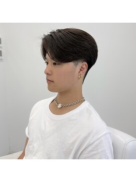 グルーム(GROOM) 刈り上げセンターパート
