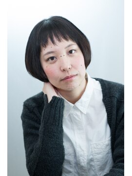 コルテデモーダ(Corte de moda) Natural ショートボブ× コーヒーブラック