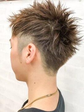 クアトロ グランシュ 川崎店(QUATRO × GranCieux) アップバングショート