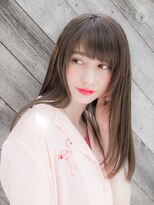 ルティア(Lutia)&nbsp;斜めバング ナチュラルグレージュ