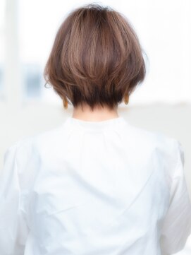 ヴィアラ 自由が丘(VIALA) 【VIALA 自由が丘】ショート×ニュアンスパーマ