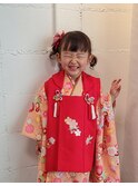 七五三 女の娘 くるくる カール ツインテール ヘアアレンジ