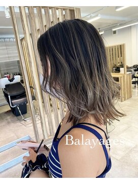 スーク 宜野湾店(suuk) グレージュベースバレイヤージュ