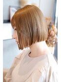 ハイトーン切りっぱなしボブ