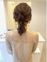 ディティカレスト(Dityca rst)&nbsp;ゆるふわシニヨン