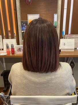 ピールアーク(peal ark) 20代30代大人ショートボブｘ小顔丸みショート・暖色系カラー