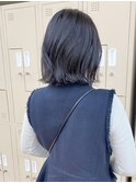 切りっぱなしボブ　ネイビーカラー　ブリーチなしカラー　rena