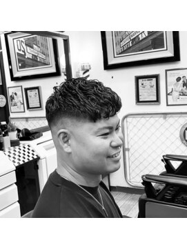 髪工房 フカダ ロイドスタイル