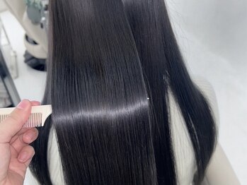 プロミルサロンギンザ(Promille salon GINZA)の写真/髪を内部から補修するだけでなく、ダメージしにくい髪にすることで本当の髪質改善を実現します☆【銀座駅】