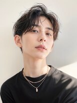 フェザーショート ニュアンスデザイン 刈り上げセンターパート