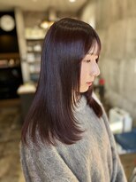 ウェリラバイハク(WeLila by haku)&nbsp;レイヤーカット/ボルドーカラー/レッドカラー/韓国ヘア