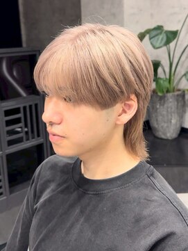 シャイン 大宮(SHINE) メンズカット/パーマ/ヘッドスパ/ブリーチ/眉毛/韓国/大宮/Men's