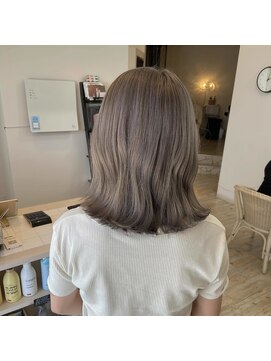 アトリエシルク 大宮店 ハイトーンボブ