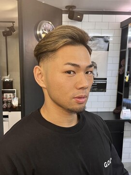 フランクスバーバーリザーブ 人形町店(FRANK’S BARBER RESERVE) フェード/スキンフェード/barber/人形町 y