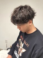 ニアウ 伊勢崎連取店(Niau)&nbsp;刈り上げセンターパート/波巻きツイストスパイラル/伊勢崎