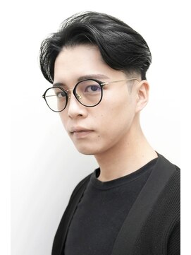 ルックグッドストア(LOOK GOOD STORE) センターパートニュアンスパーマ毛流れ三宮メンズサロンバーバー