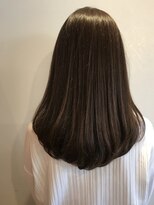 トモニ(tomoni.)&nbsp;艶艶ロング＋ショコラグレージュカラー