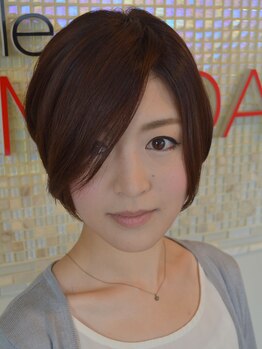 インヴィンシブル ヘアー マーダ(Invincible Hair MADA)の写真/【MADA-cut-】日本人特有の骨格や髪質を考慮したcut技術が魅力。どこから見ても美しいシルエットが完成!