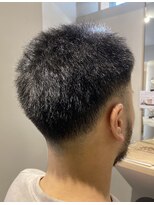 ヘアアンドスパ モア(Hair&Spa More By LikkleMore) ビジネスショート