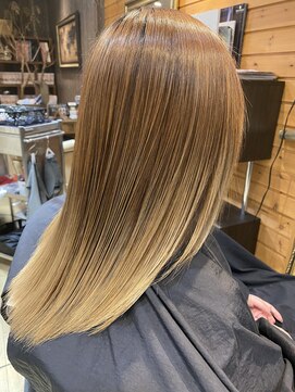 ヴォヤージュ(VOYAGE) 髪質改善縮毛矯正・詳細はinsta ＠tomita0623