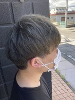 エイチヘアープロダクト(H hair product)&nbsp;【メンズ】ツーブロック×グレー