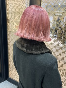 ファイブバイジエクト 堀江(FIVE by The Ect) 【オシャレデザインカラー☆】ぱつっとハイトーンピンクボブ☆