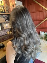 アトリエ バロッコ(atelier Barocco)&nbsp;圧倒的シルバーバレイヤージュ