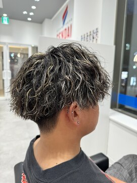 オーシャントーキョー 仙台(OCEAN TOKYO) 波巻きスパイラルパーマハイライトマッシュメンズヘア