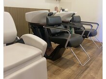 トアン(toan)の雰囲気（シャンプー台4台完備！※スパブース有＃ヘッドスパ＃頭皮ケア）