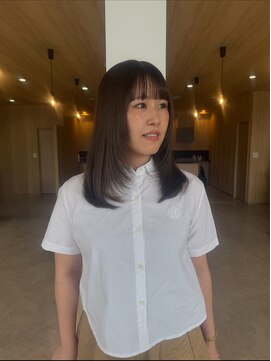 ミナリ(minari) 透明感あるオリーブブラウン