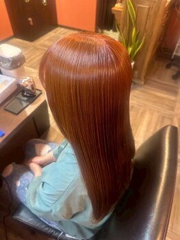 レオンカラー 天神大名店(LEON COLOR)の写真/髪の状態を見極め、厳選した薬剤であなたの髪に必要な成分を届けます◎カラーと合わせてより美しく―*