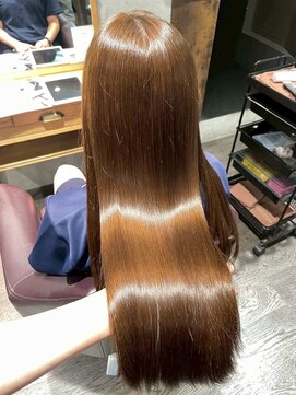 アフィナー(Afinar) 【横浜駅/横浜西口】 ツヤツヤベージュ