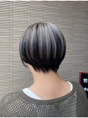 ショートボブベースのアンブレラアッシュカラー+*。