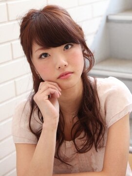エマージュ 川崎(Emerge) ～大人かわいい～大きい編みこみダウンセットスタイル～