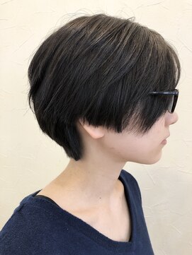 エッセンス(essence) 【essence】フェミニンショート